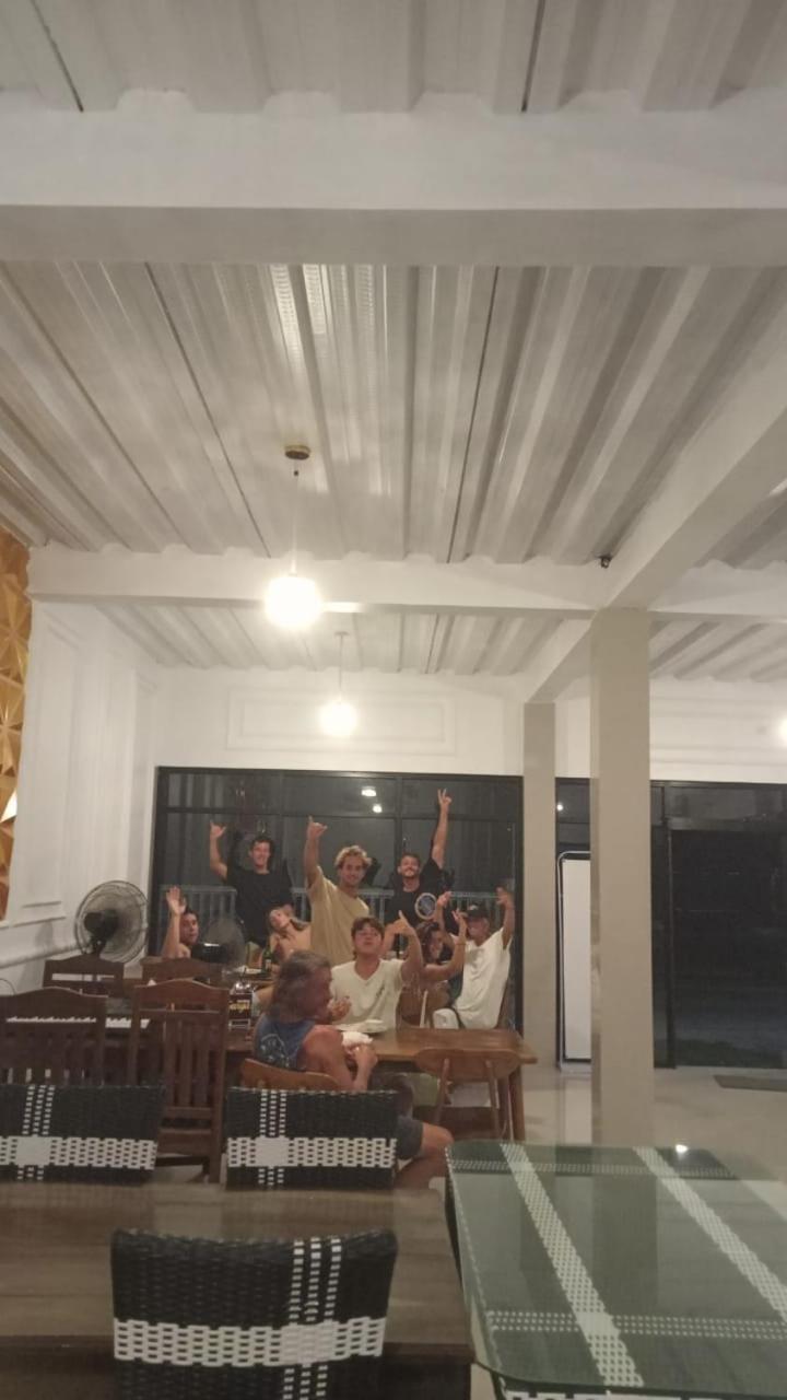 Sapu Nyapah Losmen Syariah Tanjung Setia Biha Luaran gambar